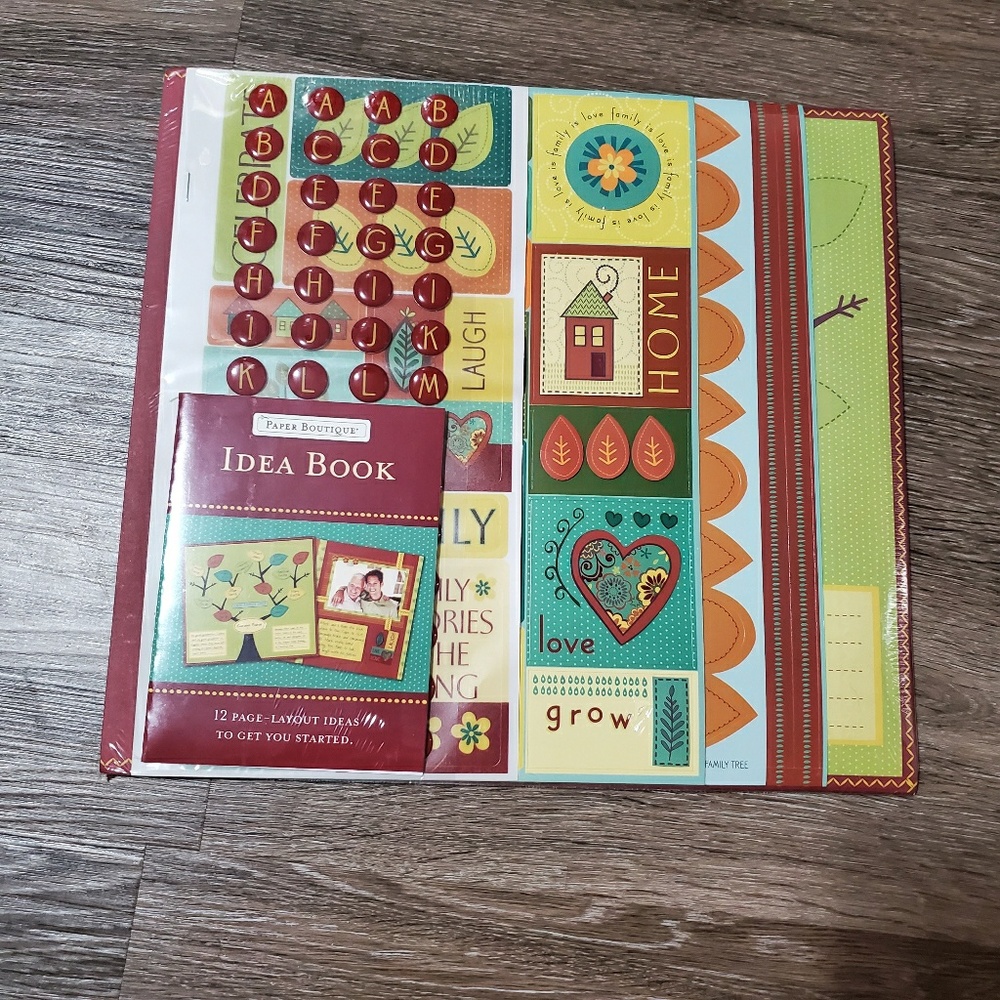 Scrapbooking Kit - Picture 3 of 4